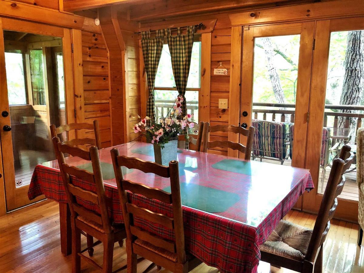 Вилла Bear Pleasures Cabin Гатлинбург Экстерьер фото