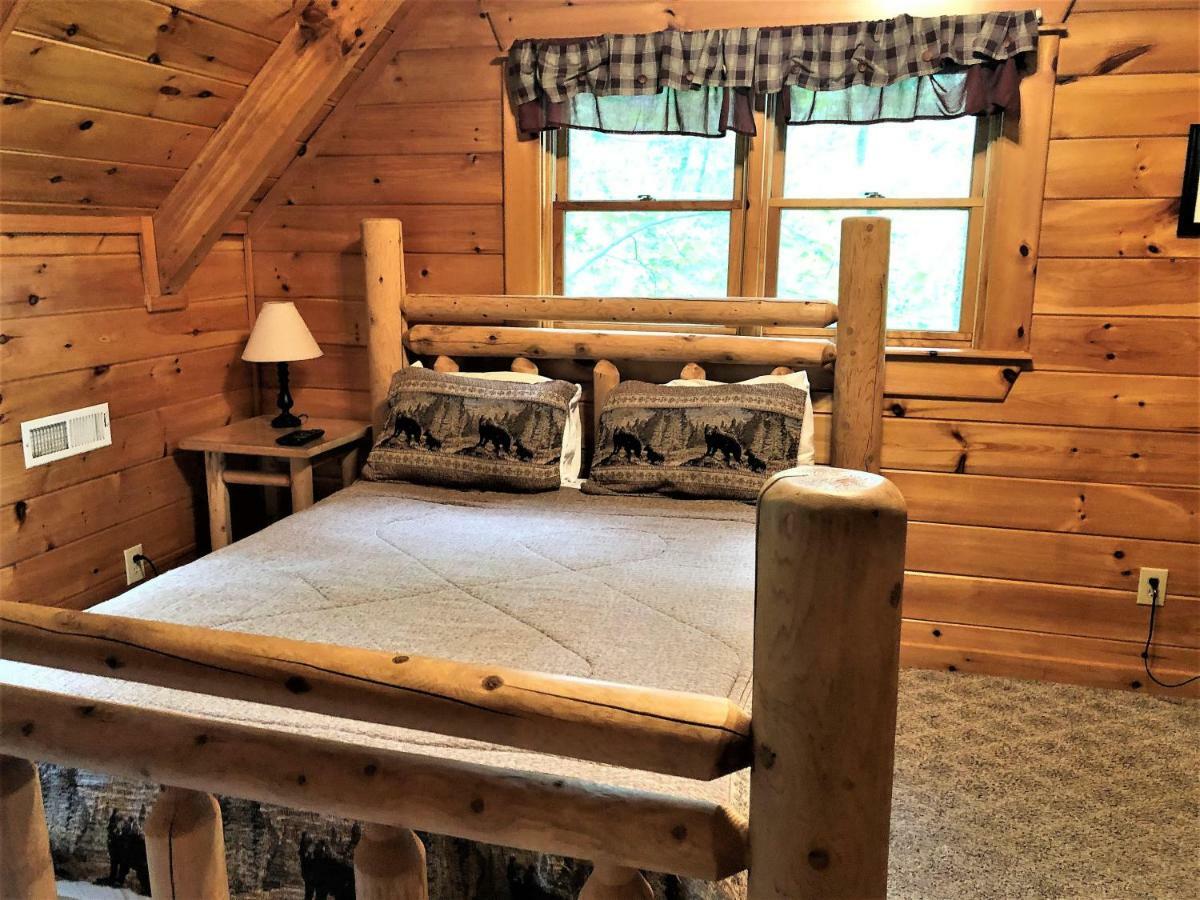 Вилла Bear Pleasures Cabin Гатлинбург Экстерьер фото